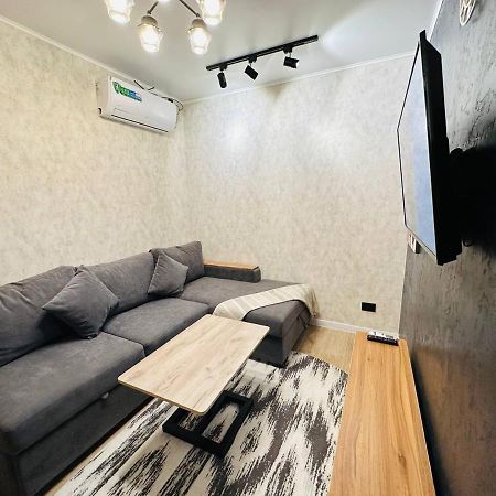 Yas 2 Apartment Samarcanda Exterior foto